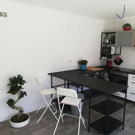 Mata Caparica Konukevi *