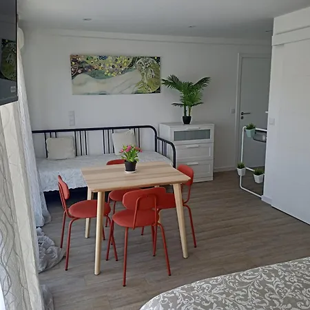 Konukevi Mata Caparica *